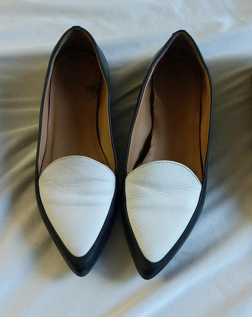 Everlane Pointed Loafer Flats Women s Fashion Footwear Flats Sandals on Carousell