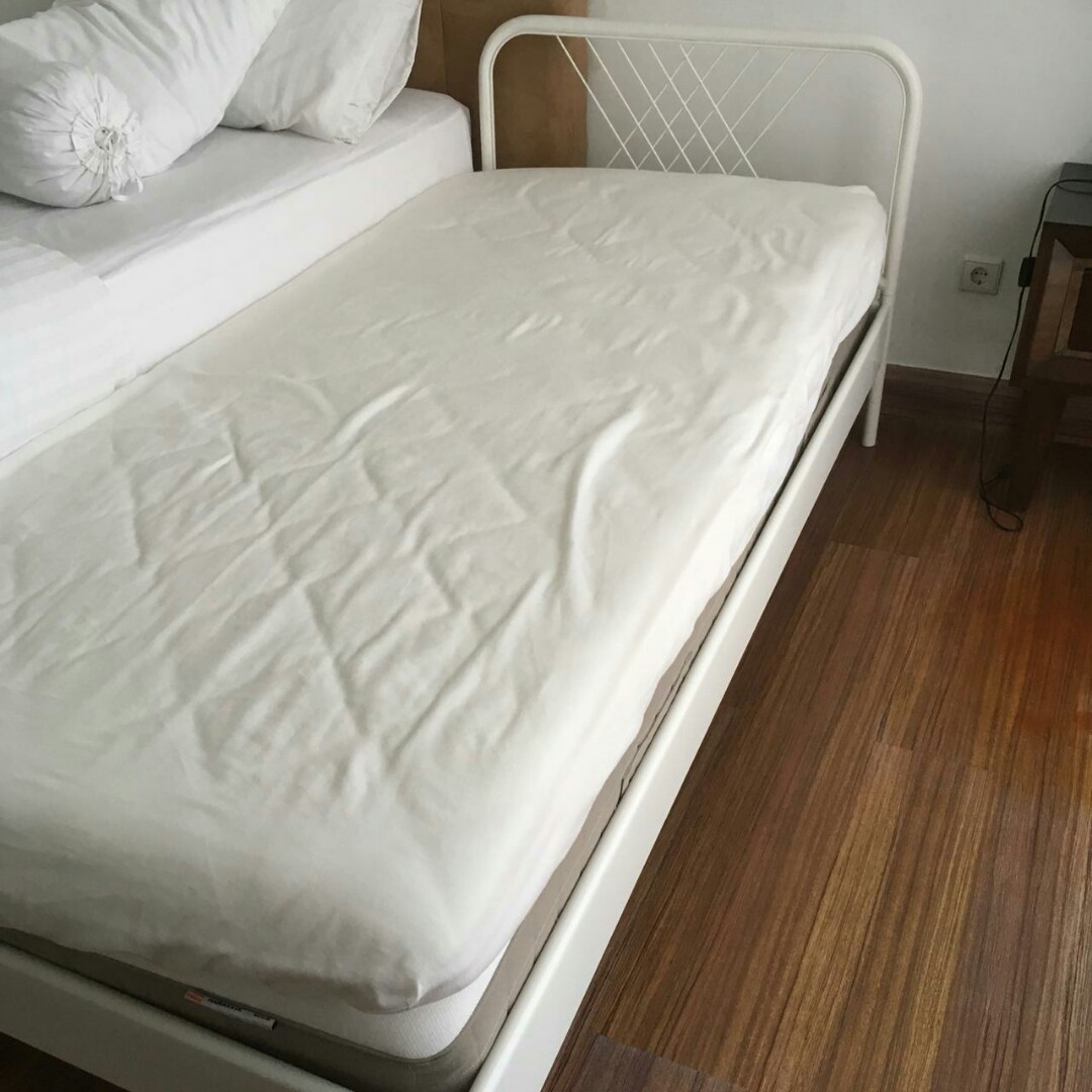 Kasur Spring bed ikea, Perabotan Rumah di Carousell