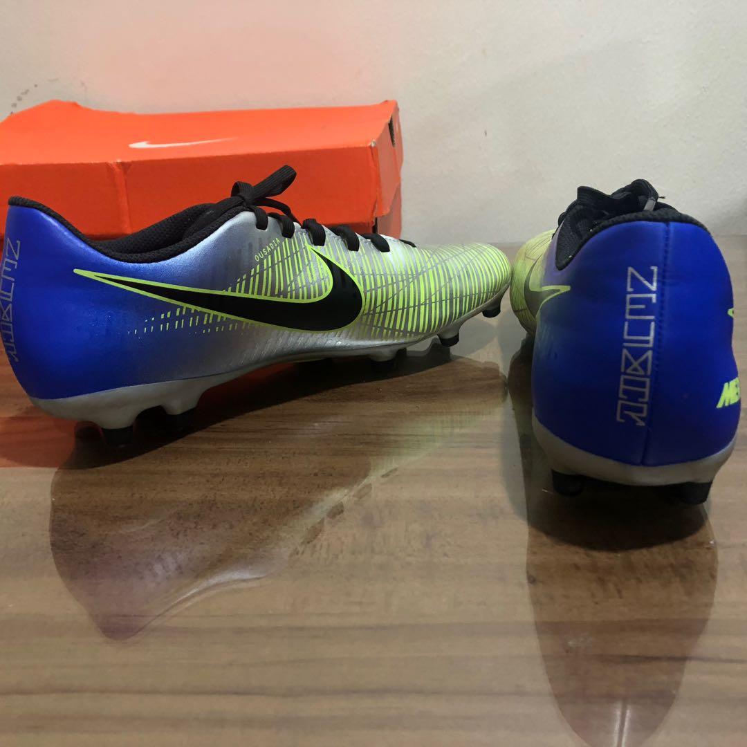 Mercurial victory vi store neymar jr age