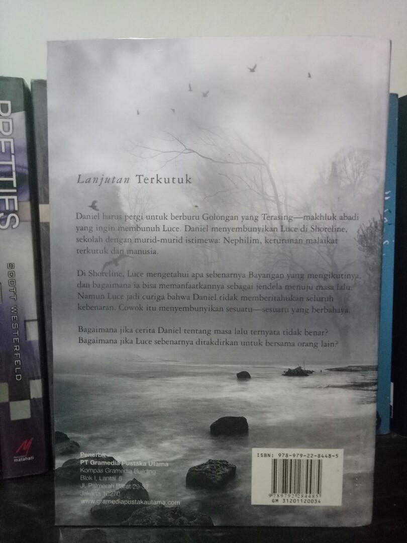 Novel Terjemahan English Fallen Series By Lauren Kate Buku Alat Tulis Buku Di Carousell