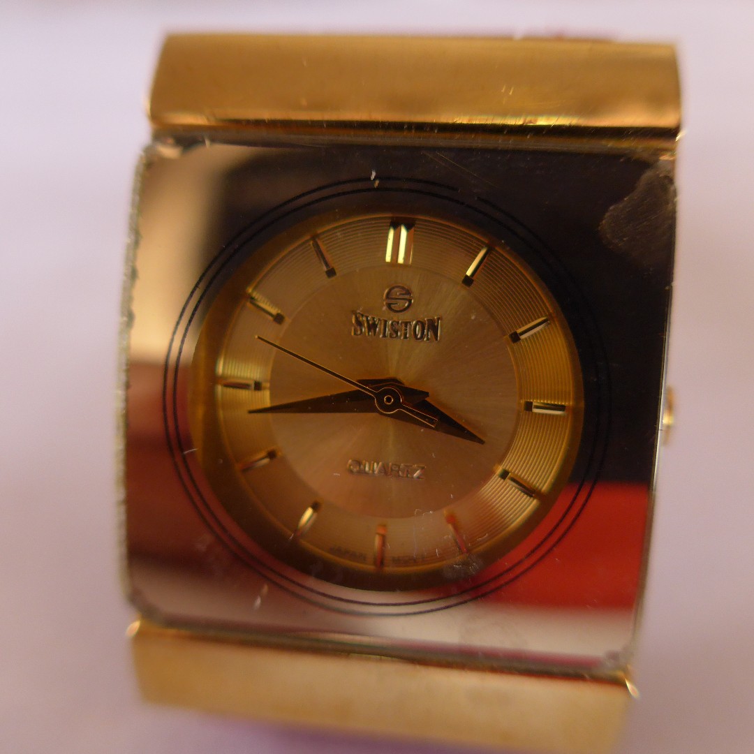 Swiston quartz 2025