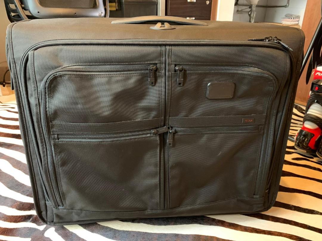 Tumi alpha 2 clearance extended trip garment bag