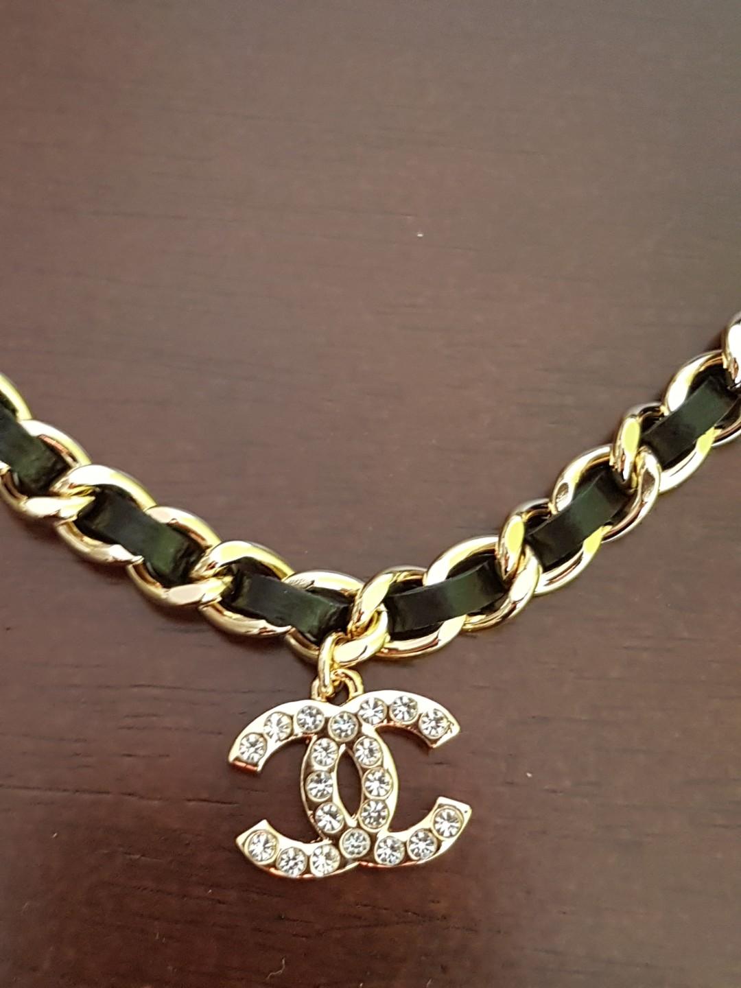 Vintage Style Chanel Choker necklace, Women's Fashion, Jewelry on Carousell