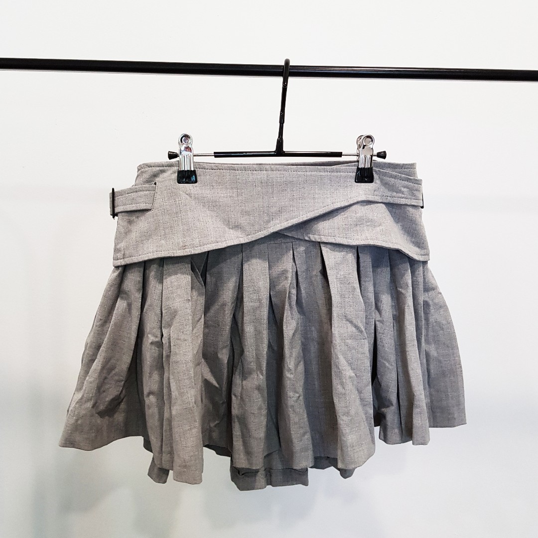 Zara Trafaluc Grey Mini Pleated Skirt 