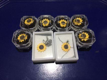 Sunflower necklace and ring