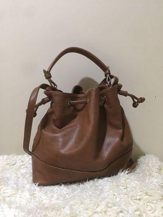 Leather bag