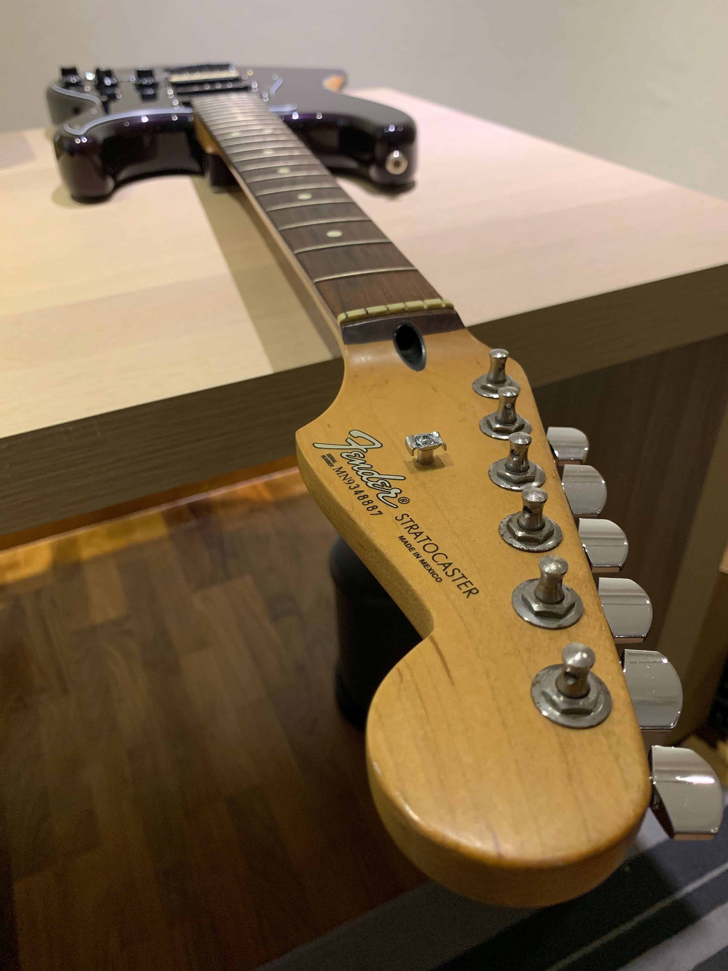 1999 Fender Stratocaster MIM Hobbies Toys Music Media