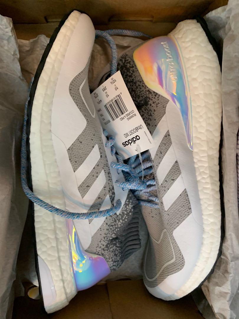 Adidas Ultra Boost Mid Light Granite size US10 2 3