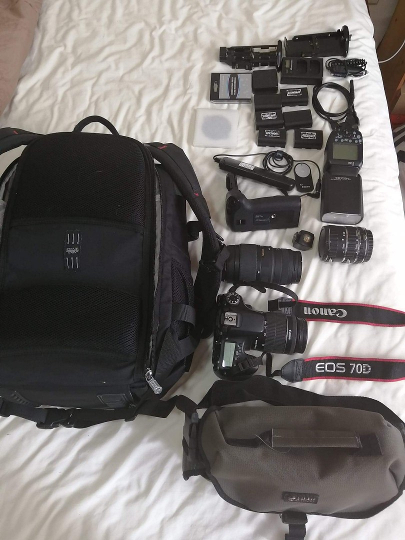 canon eos 70d with 18 55mm and 70 300mm lenses and accessories kit