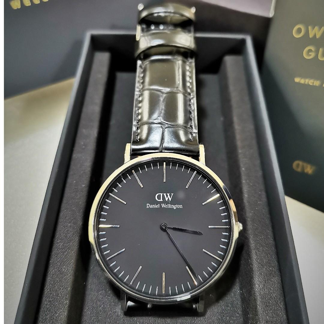 Daniel Wellington Classic Black Reading 40mm Silver Black Dial Quartz Watch DW00100135