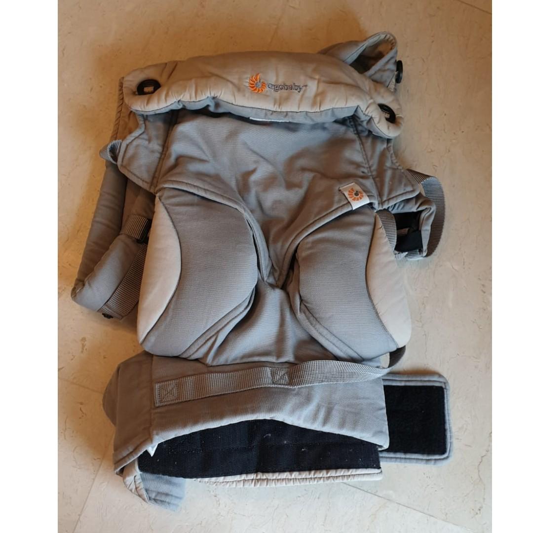 ergobaby hoodie