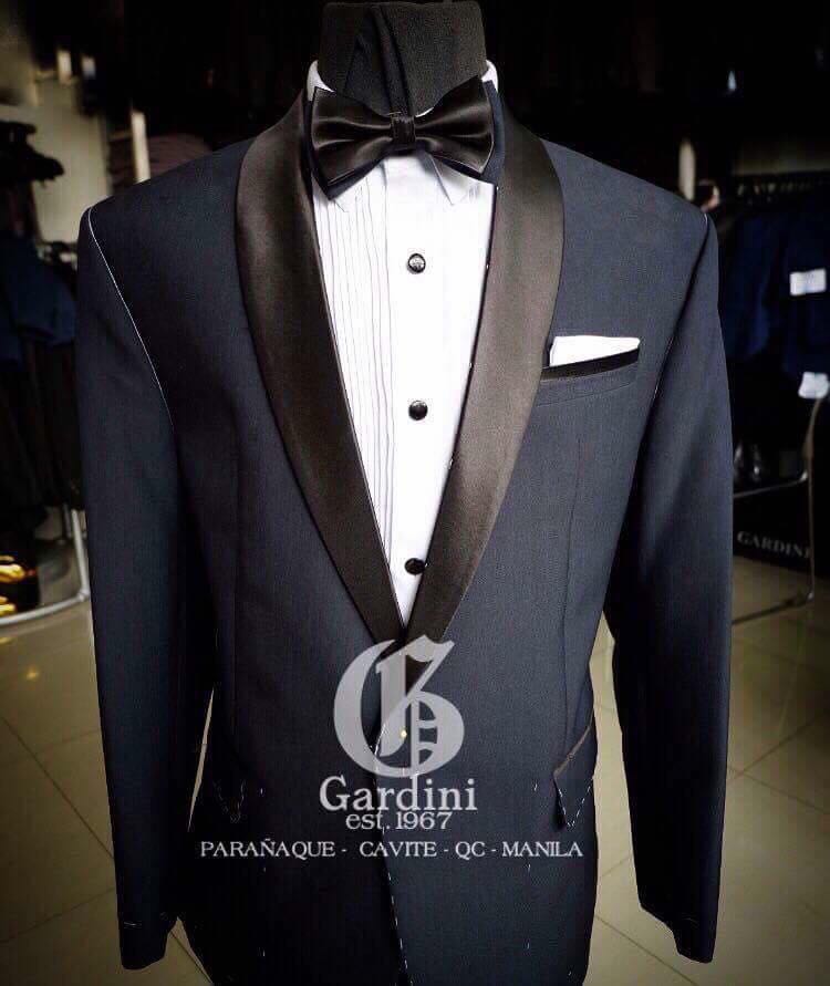 Custom made tuxedo clearance