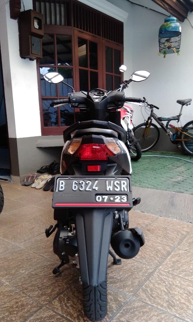 Honda Beat Merah/Putih Tahun 2018, Motor di Carousell