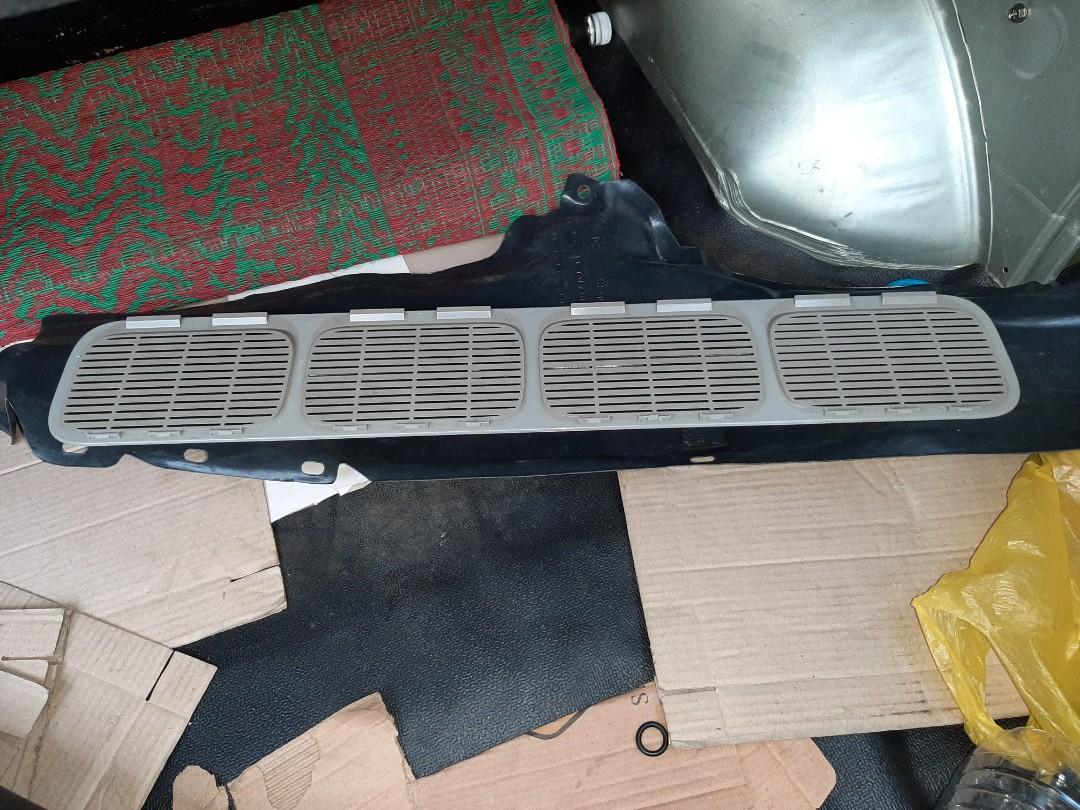 Mercedes w221 sunroof vent, Auto Accessories on Carousell