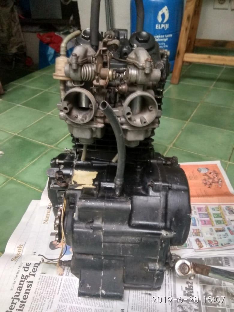 Mesin Honda Xr 600cc Tahun 1980 Motorbikes On Carousell