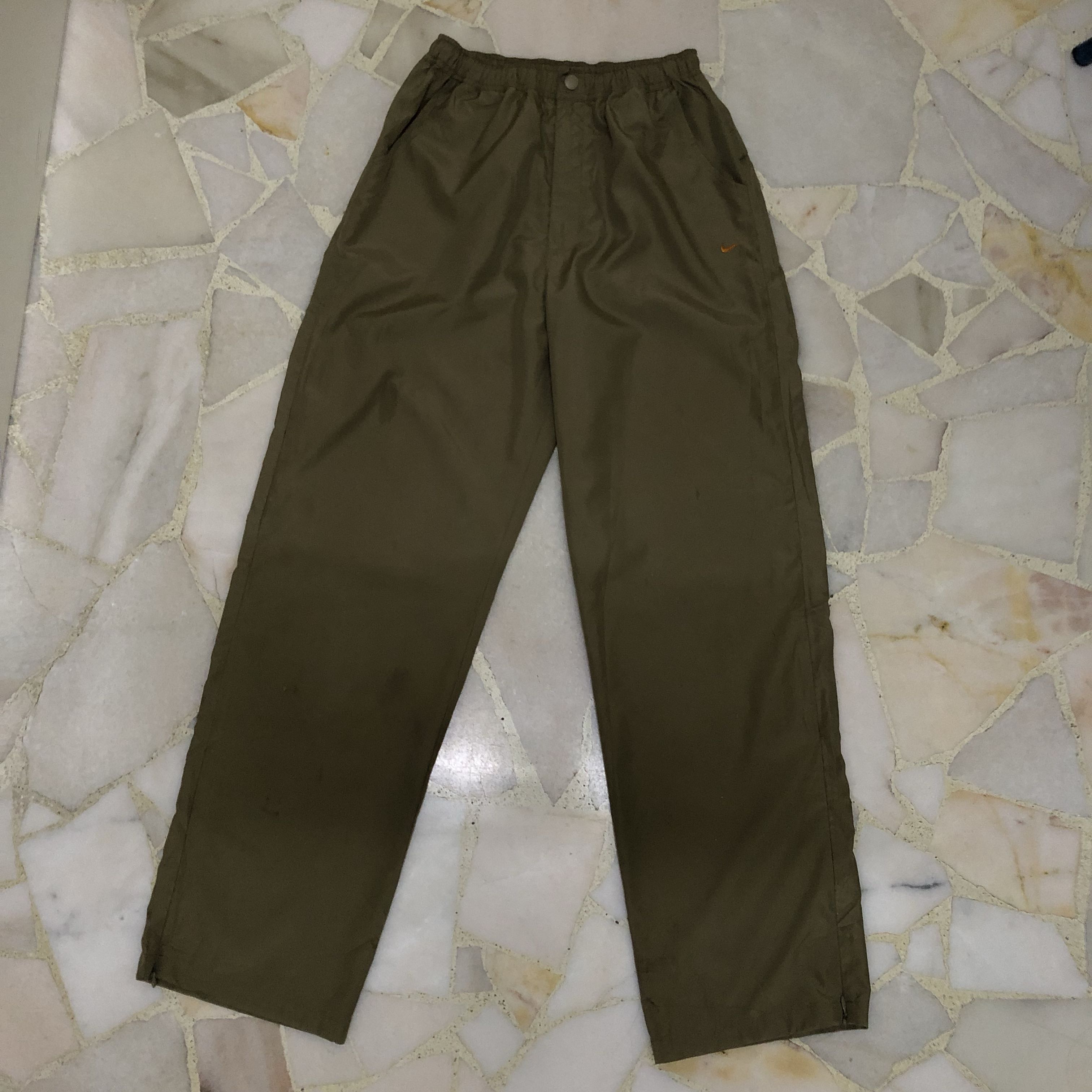 olive green nike pants