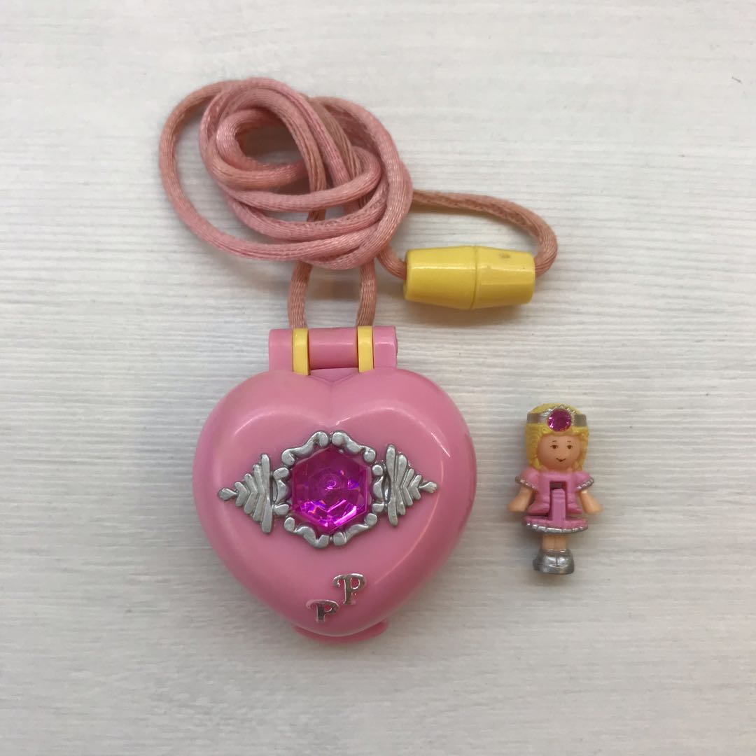 polly pocket pretty present locket