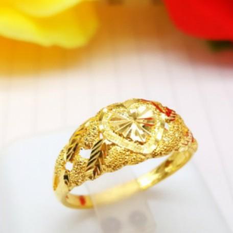 Saiz 14 19 Cincin Emas 916 Original Women S Fashion Jewellery On Carousell Design cincin yang elegance dan modern ini sangat sesuai dijadikan sebagai cincin tunang dan nikah selain harganya yang berpatutan. saiz 14 19 cincin emas 916 original
