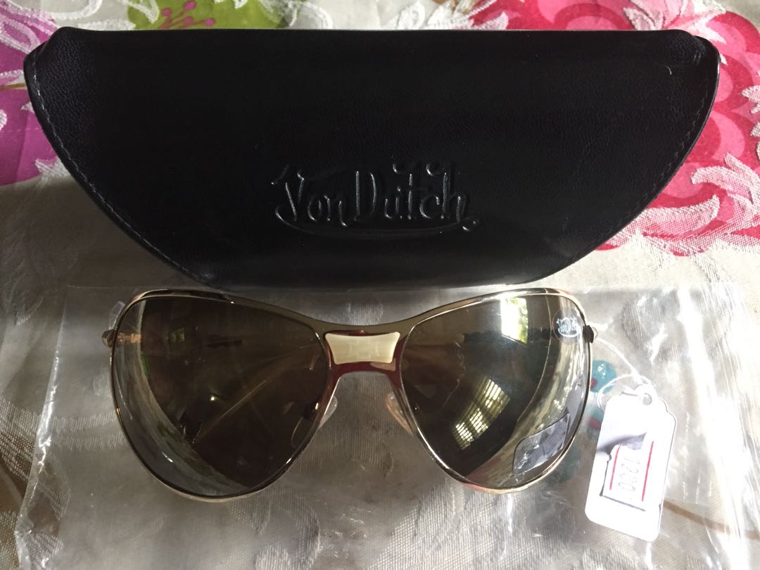Andre steder Møntvask springvand Von Dutch sunglasses [REDUCED PRICE], Women's Fashion, Watches &  Accessories, Sunglasses & Eyewear on Carousell