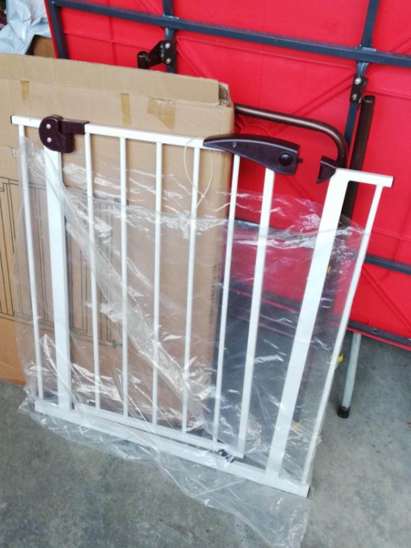 Baby Safety Gate, Babies & Kids, Baby Nursery & Kids Furniture, Safety
