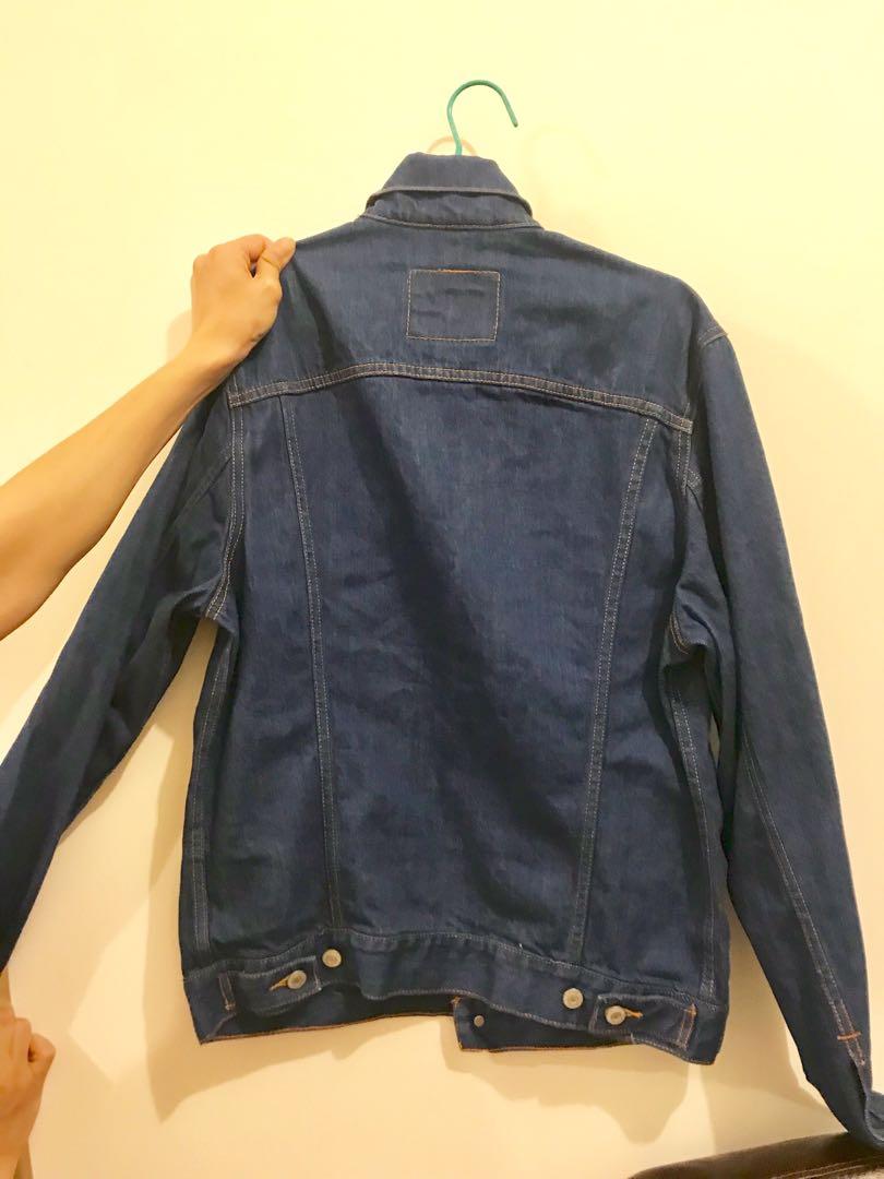 levis gray denim jacket