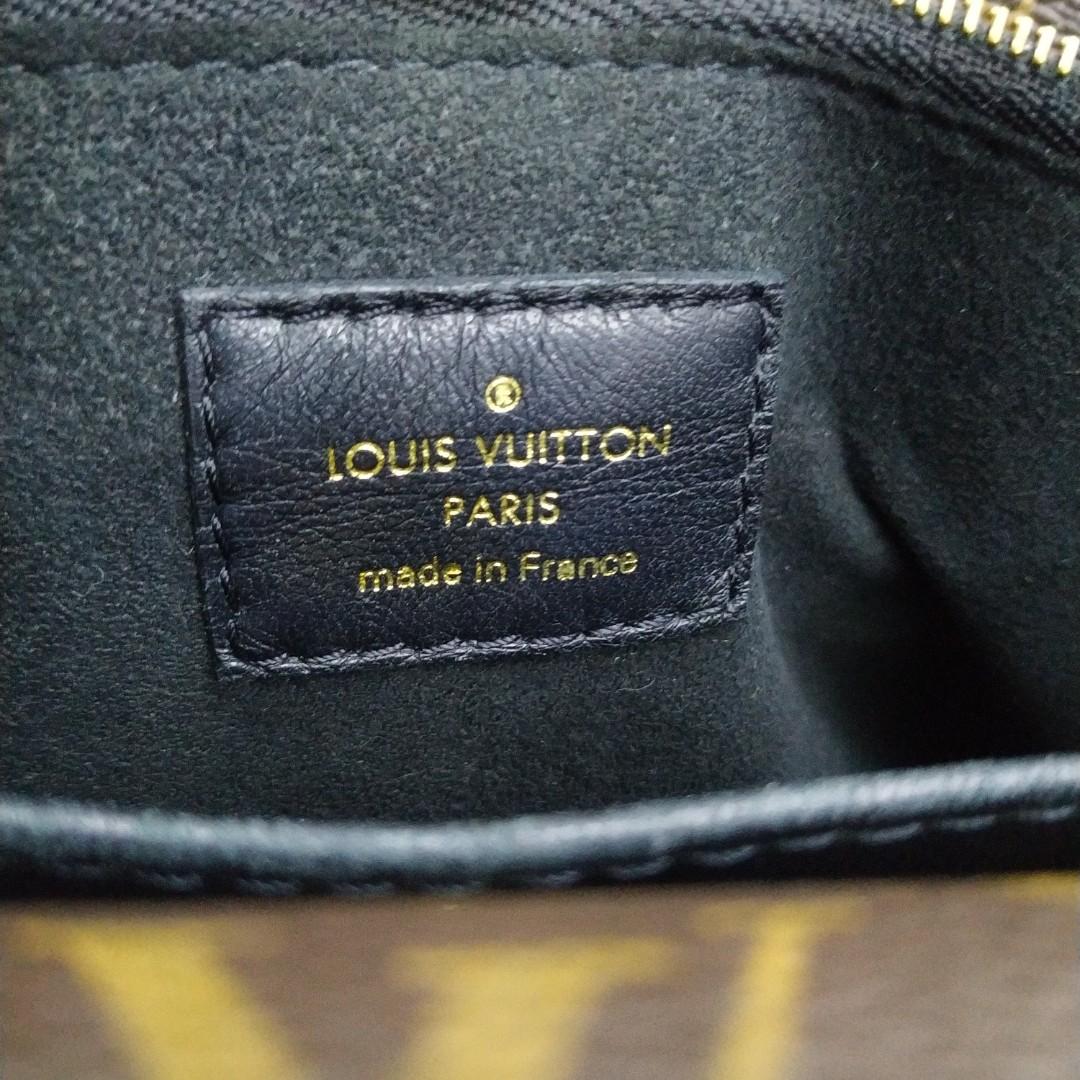 Louis Vuitton Double V Wallet (SHG-29115) – LuxeDH