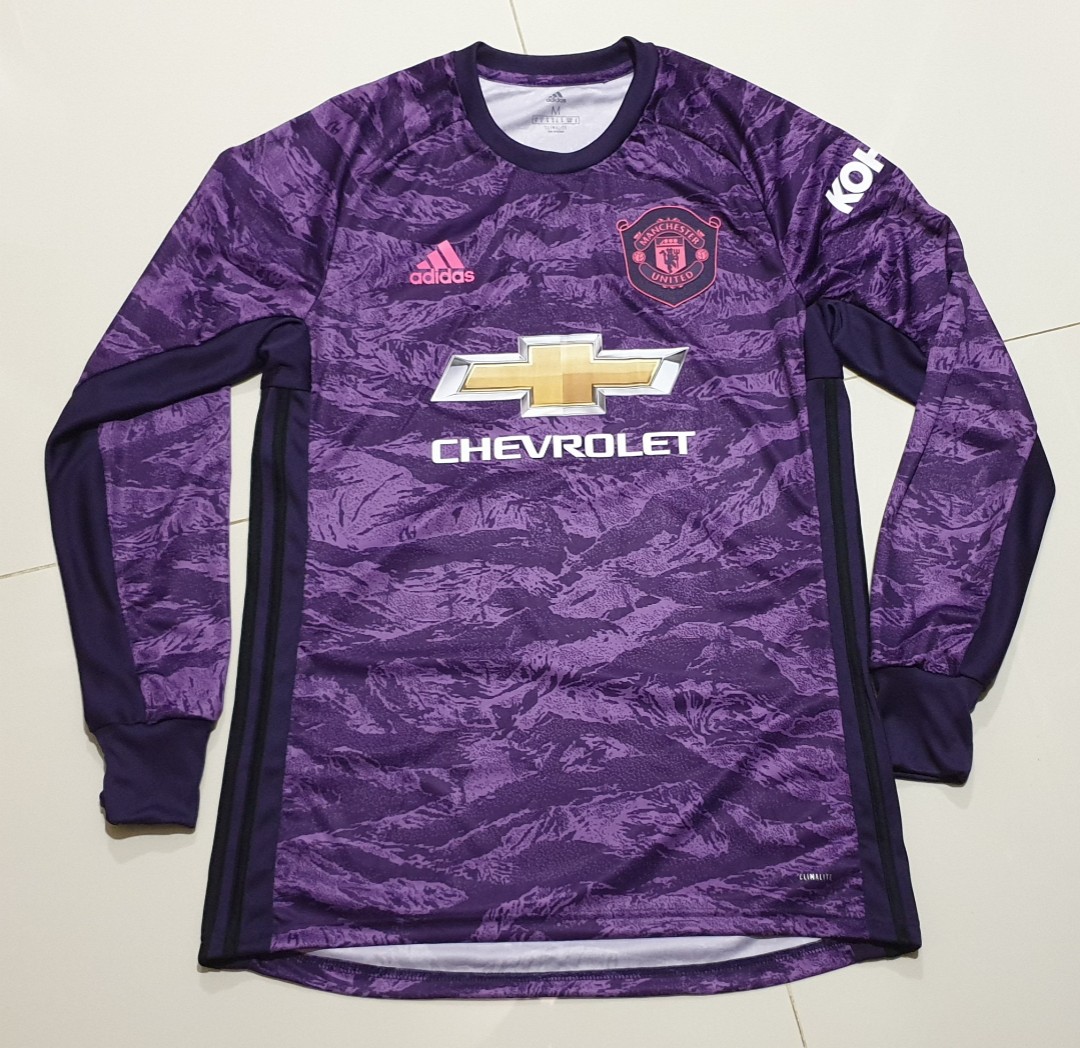 Man utd discount purple goalkeeper kit