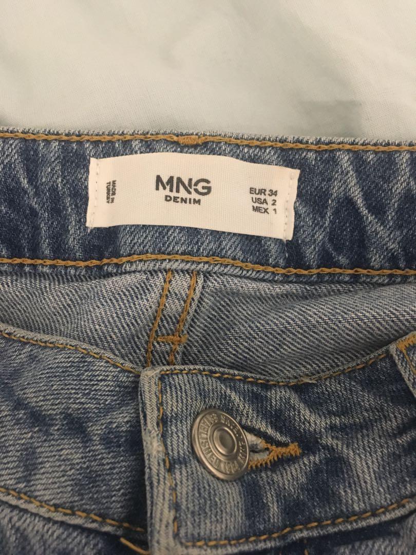 Mango denim Claudia girlfriend jeans, Fesyen Wanita, Pakaian Wanita,  Bawahan di Carousell