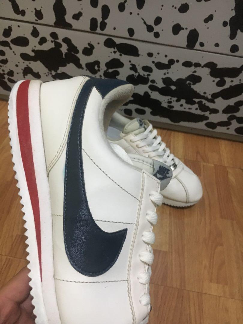 Custom painted hotsell nike cortez