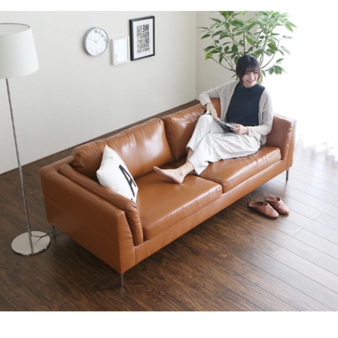 Np modern new arrivals sofa