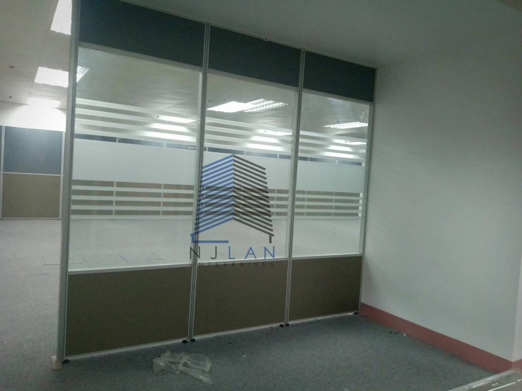 Office Partition Floor To Ceiling Fabric With Glass On