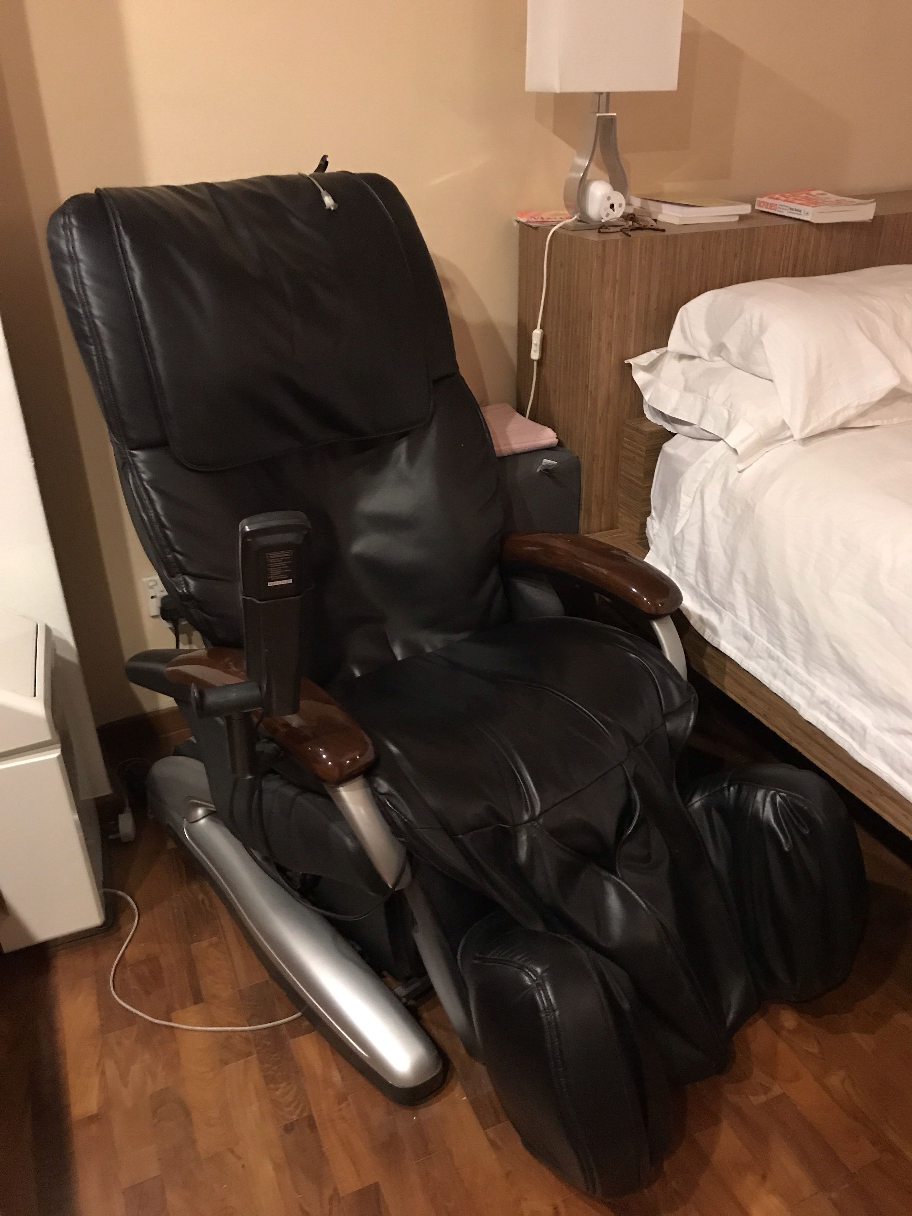 Osim Isymphonic Massage Chair Furniture Tables Chairs On Carousell