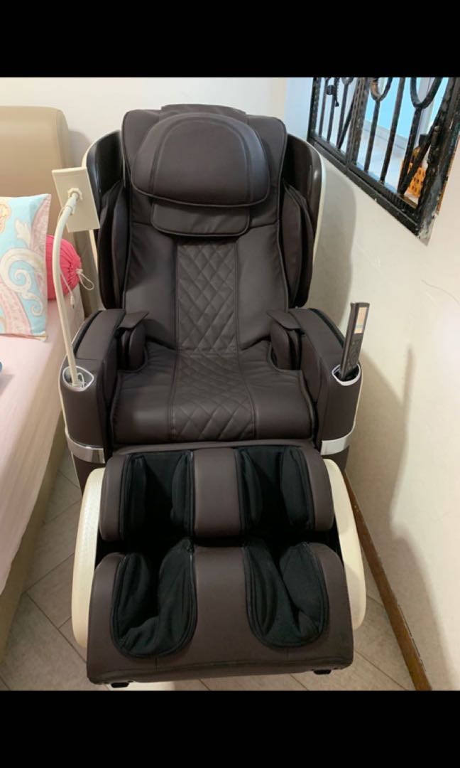 Osim ulove1 for sale urgently, Furniture & Home Living, Furniture