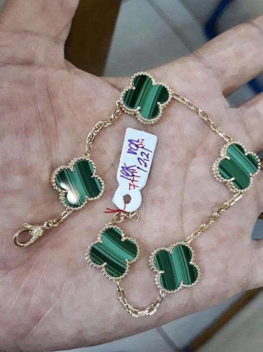 VCA Alhambra Malachite Bracelet 5 Motif Bracelet in 18K 750 Italy Gold