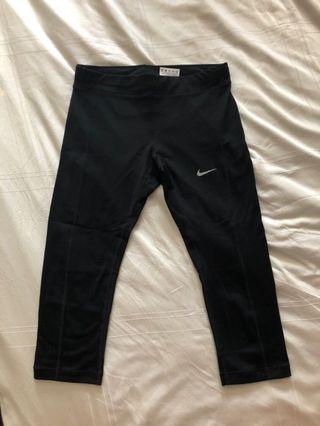 BN women Nike Dri-fit tights Size XS