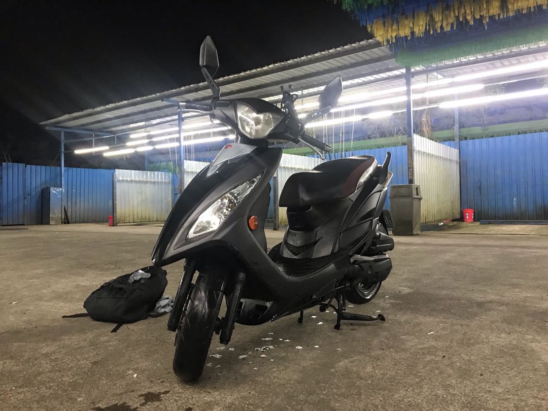 自售kymco Mega G5 超5 150 12年車 機車 重機在旋轉拍賣