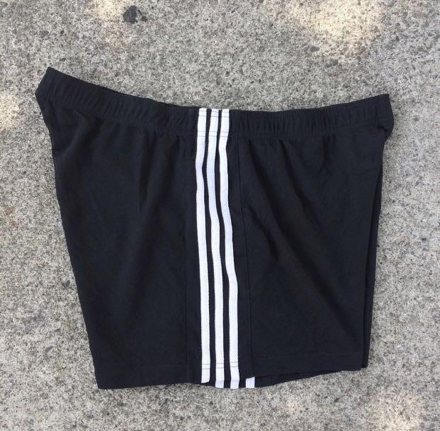 Adidas Essentials 3-Stripes Shorts (Above The Knee) (Category: Activewear) located in Pasig City. Submitted by njziii (Listing ID 236457782, Image 3). Description: Details are in pics Authentic-Used Length-16 Waist- 28-34 Dm is 🔑.