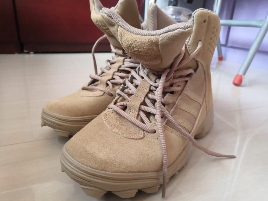 Adidas gsg 9.3 沙色軍靴US8.5 42 碼(無著過) 沒有盒, 男裝, 鞋, 波鞋