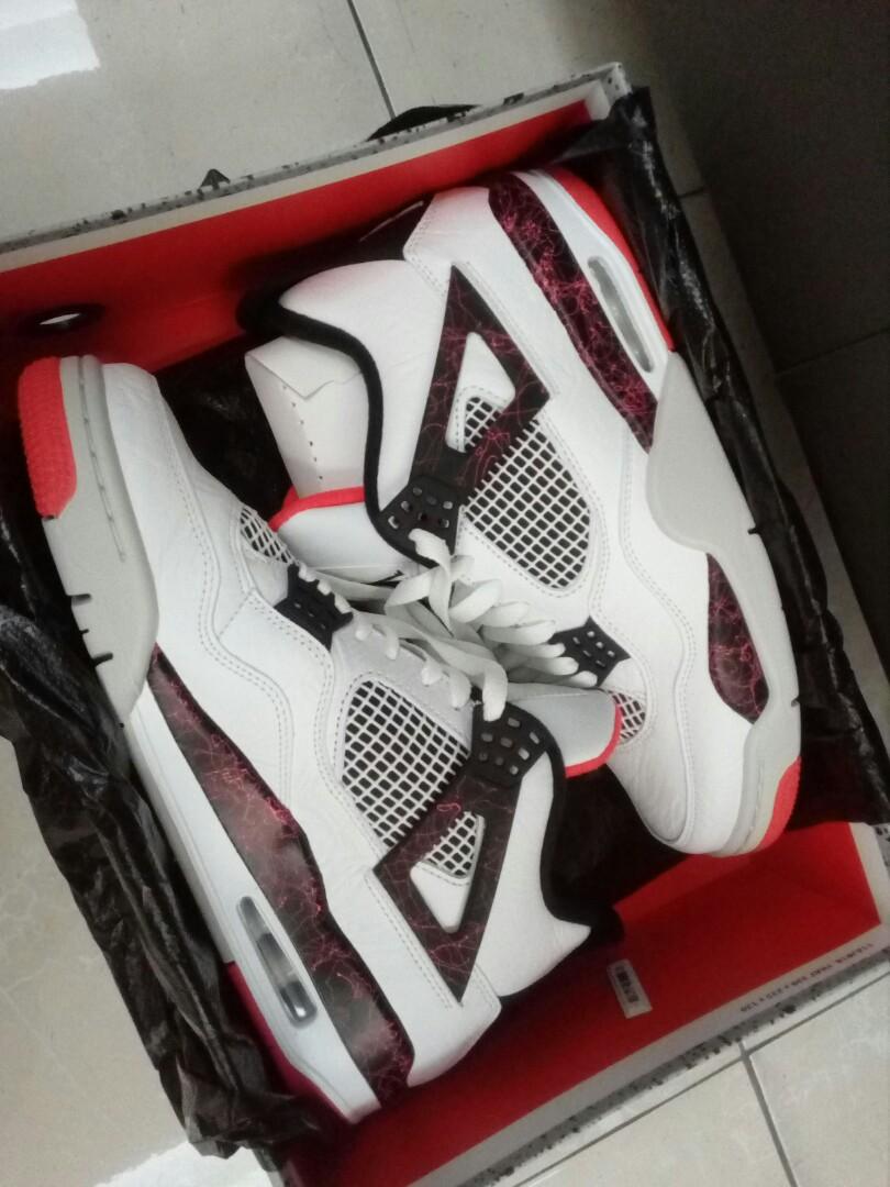 Air Jordan 4 Flight Nostalgia, Men's Fashion, Footwear, Sneakers on  Carousell