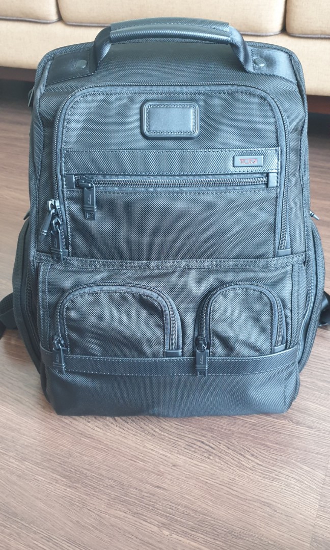 Tumi gandaria city top