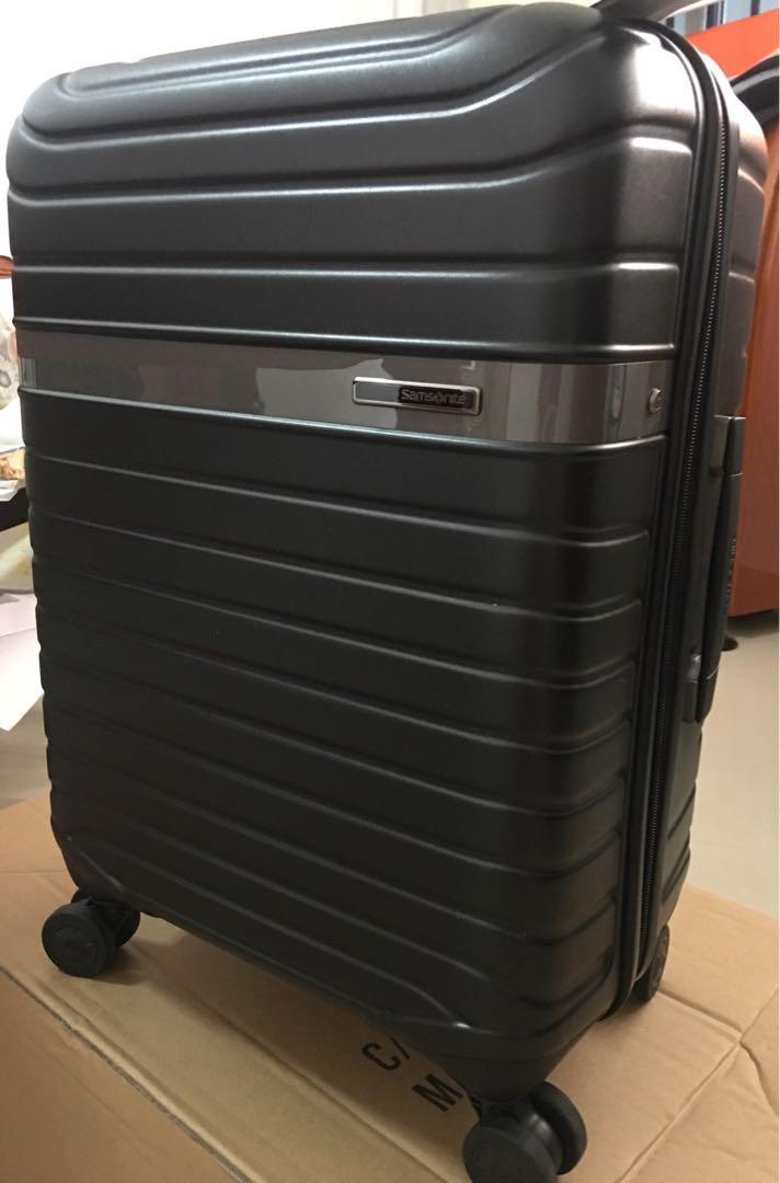 20 spinner samsonite
