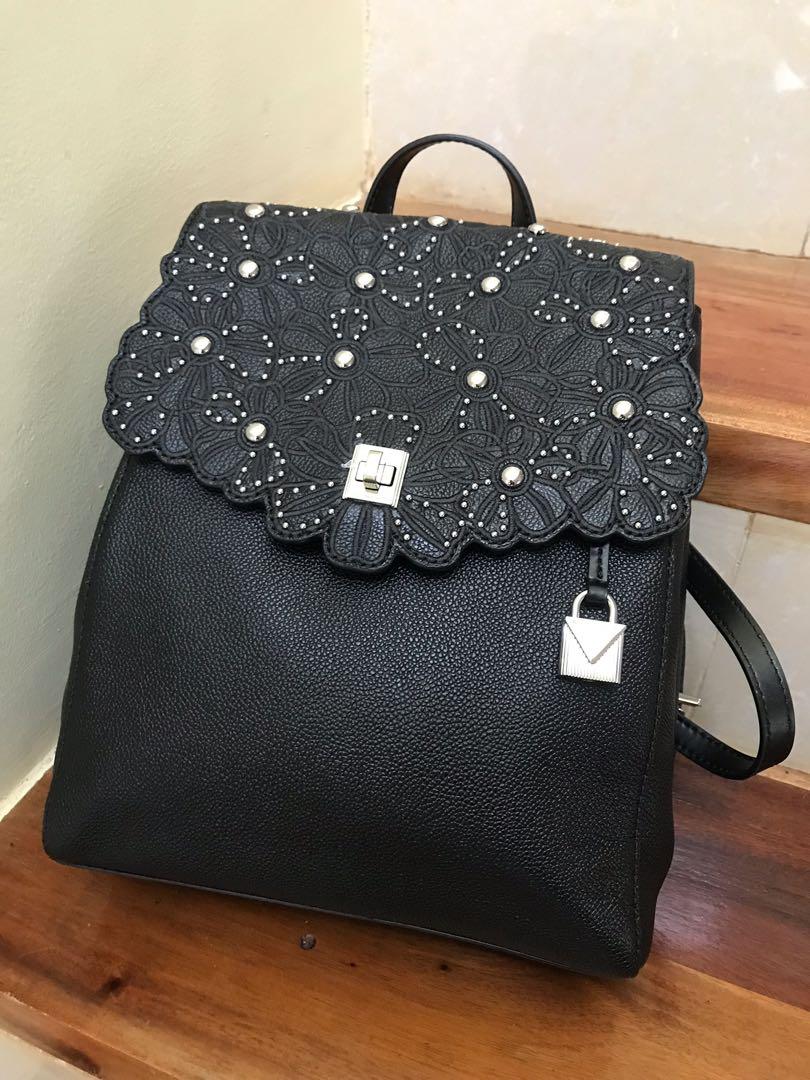 Michael kors 2025 cassie backpack