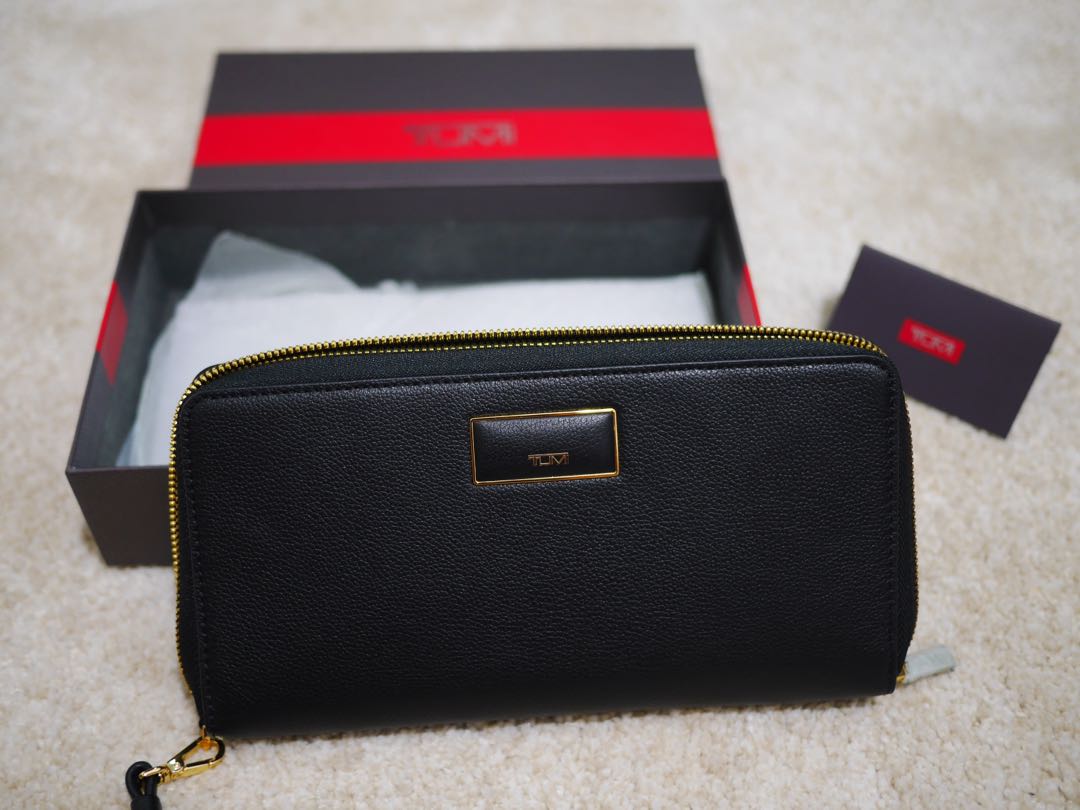 BNIB BLACK TUMI BELDEN TRAVEL WALLET, Luxury, Bags & Wallets on Carousell