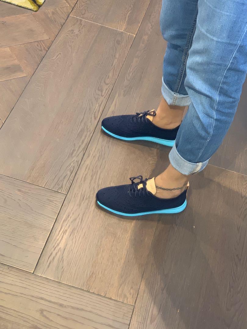 Cole Haan Zerogrand (Category: Loafers) located in Manila. Submitted by run_dmc (Listing ID 236401037, Image 1). Description: Brand new in Box. Size 5.5 fits size 6 Im a size 6!.