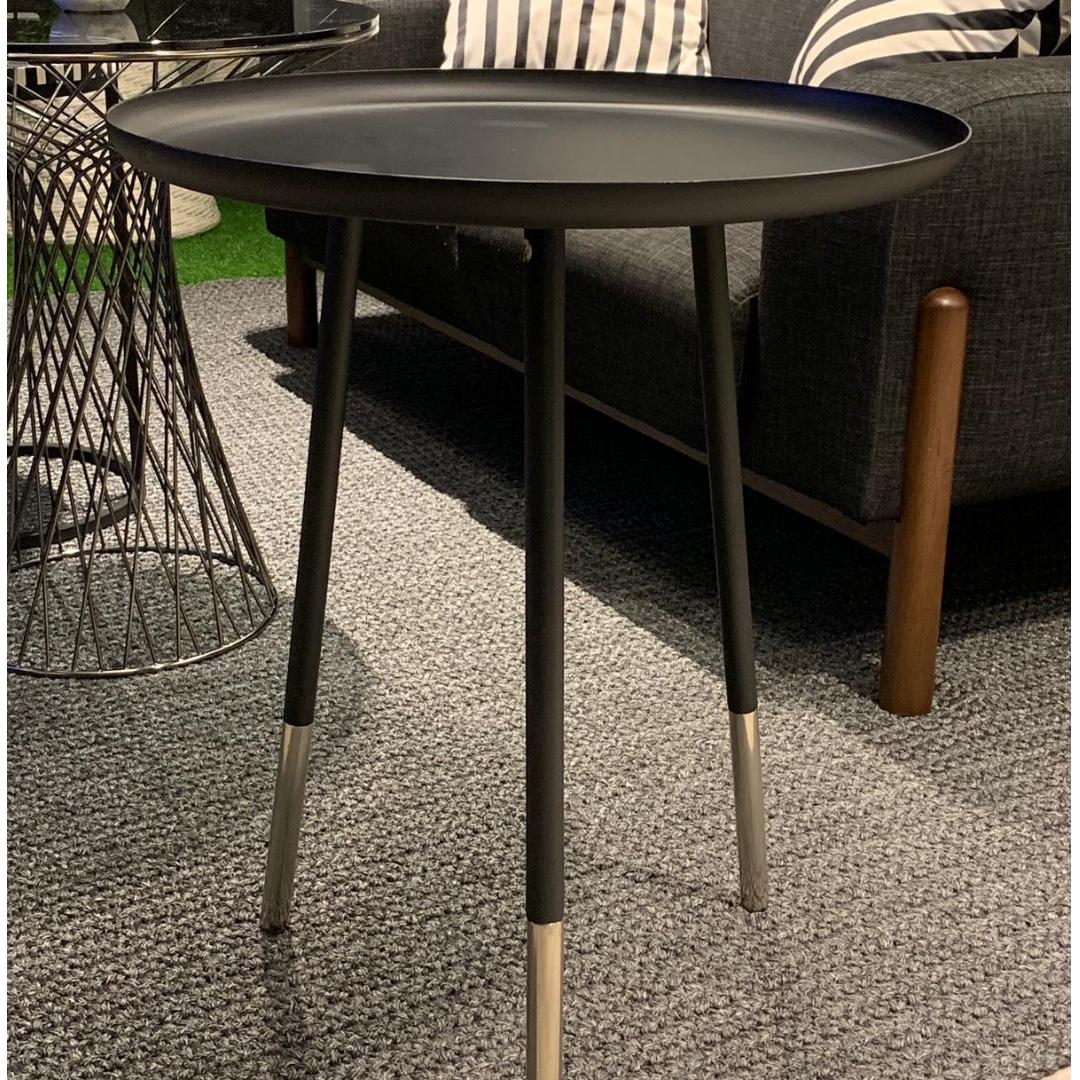 Harvey Norman Black Round Table Furniture Tables Chairs On Carousell