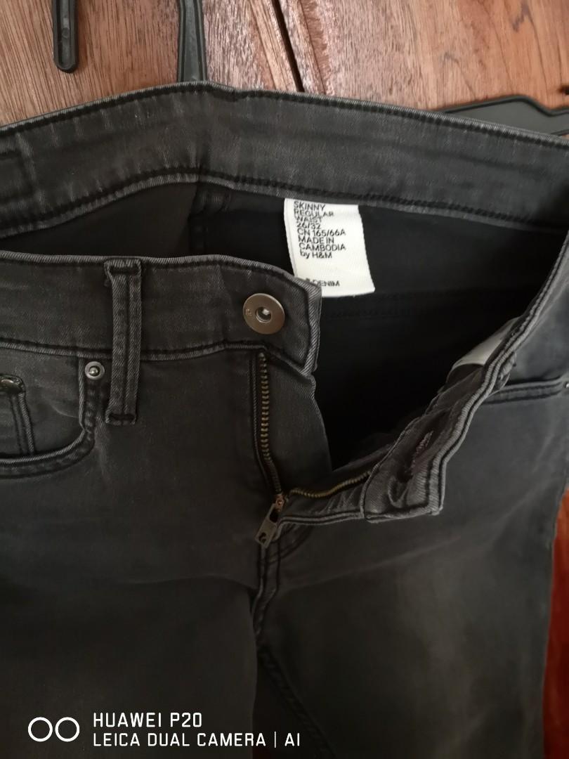 H&M High Waisted Skinny Jeans (Category: Jeans) located in Taguig. Submitted by jvsss13 (Listing ID 236446288, Image 2). Description: Authentic H&M skinnny jeans. Never been used. New without tag. Nilabhan lang. RFS: Decluttering #konmari.