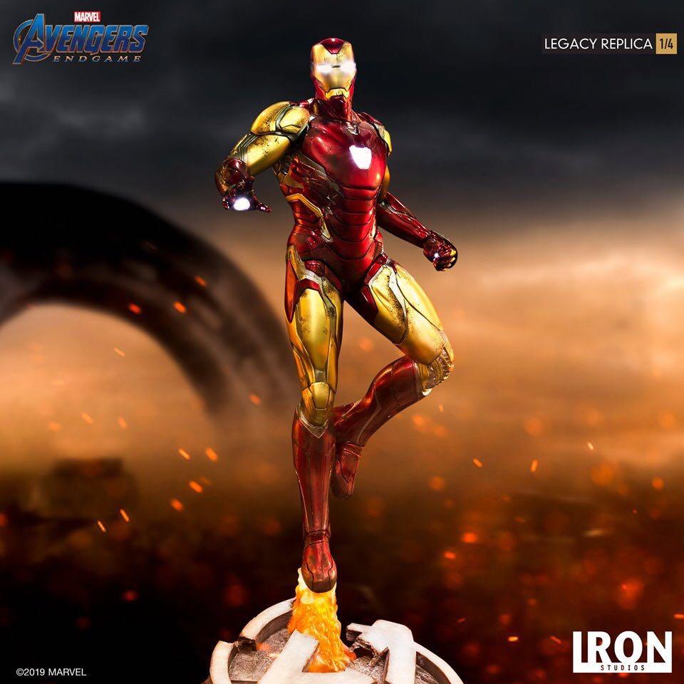 hot toys iron studios