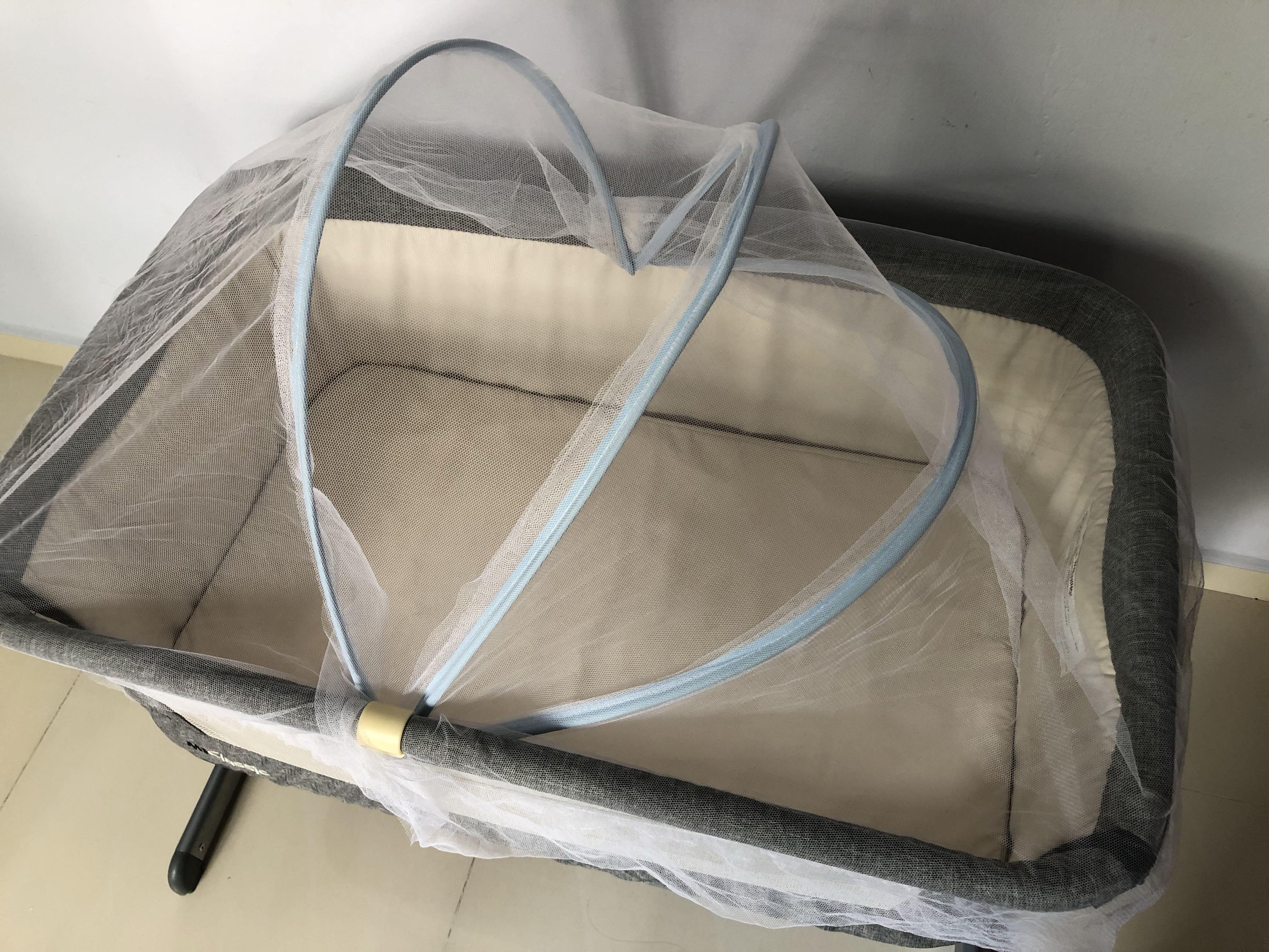 Miclassic outlet bedside crib