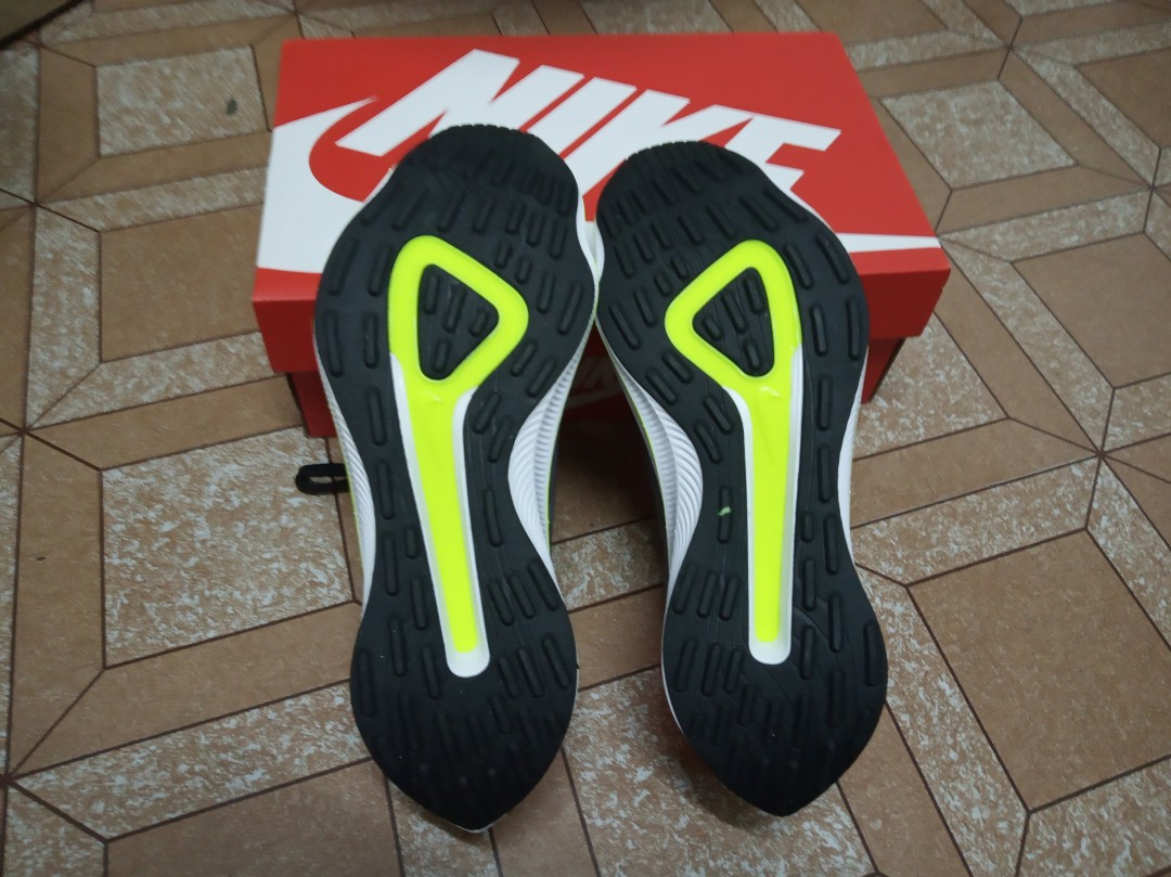 Nike EXP - E14, Sports, Athletic 