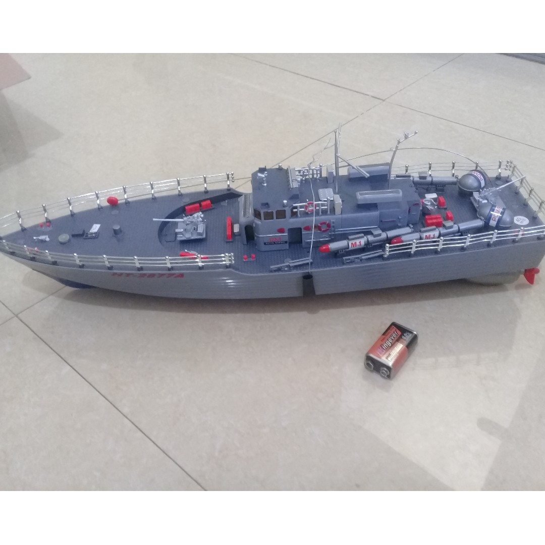 radio controlled battleship